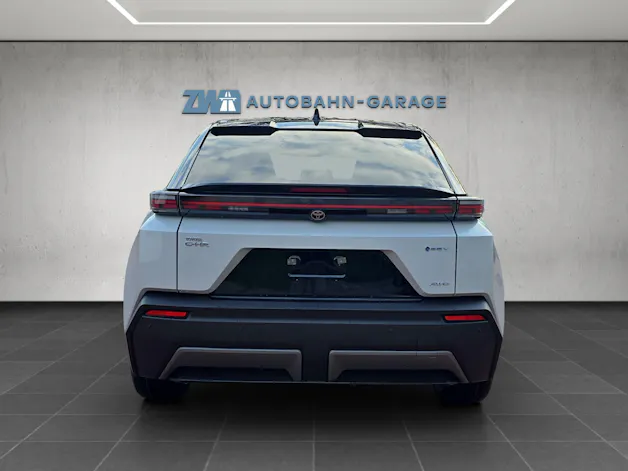 Toyota C-HR+ Premium AWD