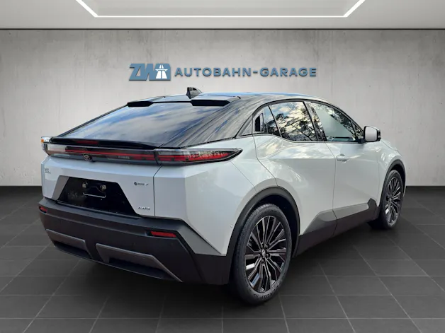 Toyota C-HR+ Premium AWD