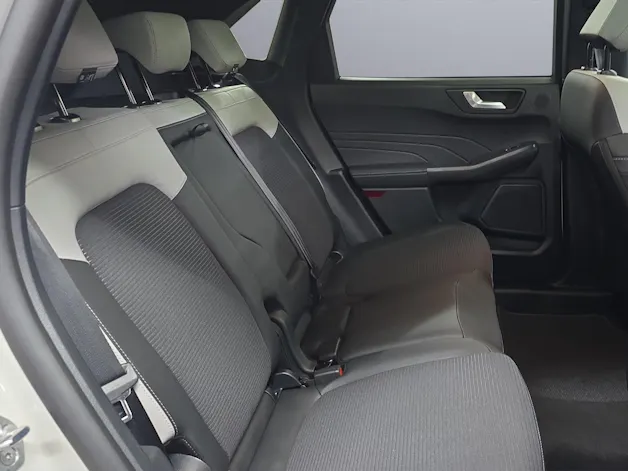 Ford Kuga 2.5 Hybrid Sound Edition