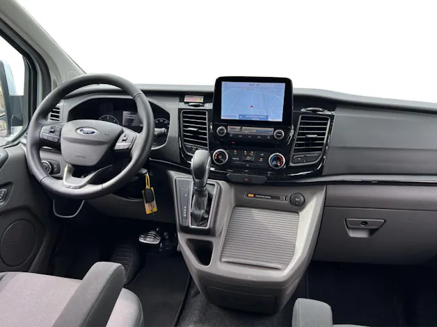 Ford Tourneo C bus 320 L1 2.0 TDCi 170 Camper Trend