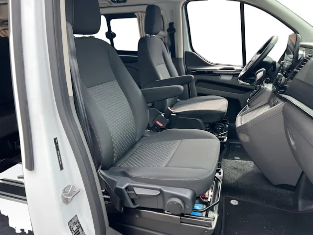 Ford Tourneo C bus 320 L1 2.0 TDCi 170 Camper Trend