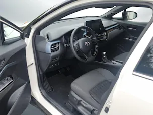 Toyota C-HR 1.8 VVTi HSD Trend