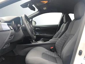 Fahrzeugbild TOYOTA C-HR 1.8 VVTi HSD Trend