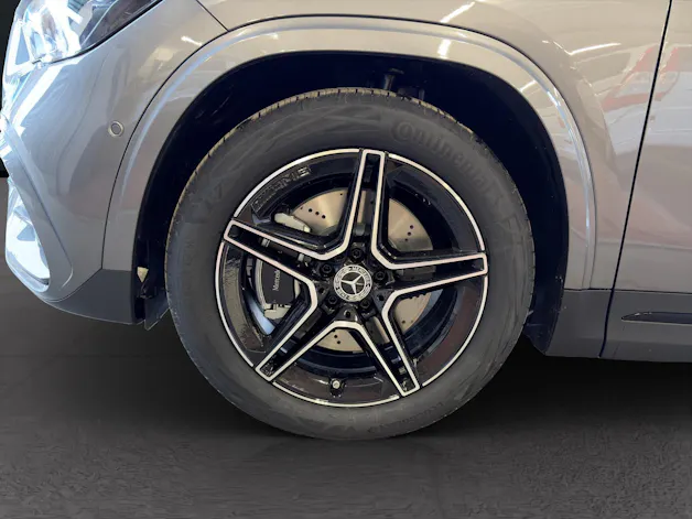 Mercedes-Benz GLA 250 Swiss Star AMG Line 4matic
