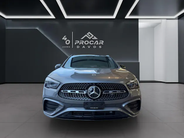 Mercedes-Benz GLA 250 Swiss Star AMG Line 4matic