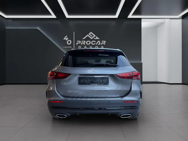 Mercedes-Benz GLA 250 Swiss Star AMG Line 4matic