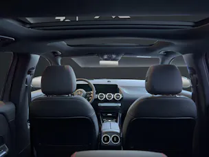 Mercedes-Benz GLA 250 Swiss Star AMG Line 4matic