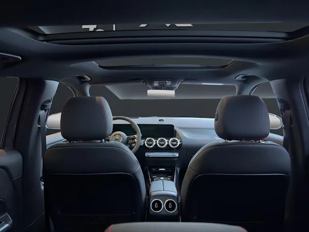 Mercedes-Benz GLA 250 Swiss Star AMG Line 4matic