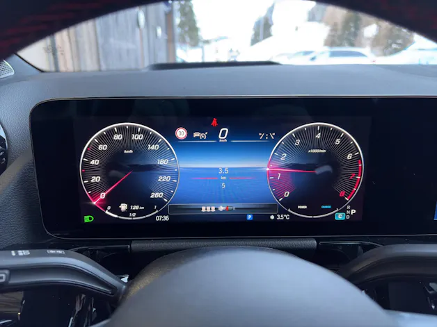 Mercedes-Benz GLA 250 Swiss Star AMG Line 4matic