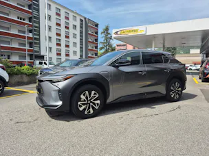 Toyota bZ4X Premium AWD