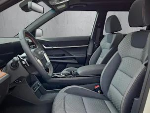 KGM Torres 1.5 T-Gdi Platinum 4WD PGD 360°