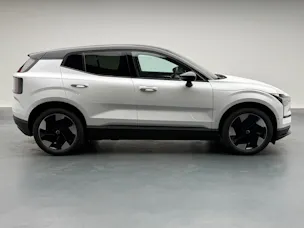 VOLVO EX30 P8 Ultra AWD