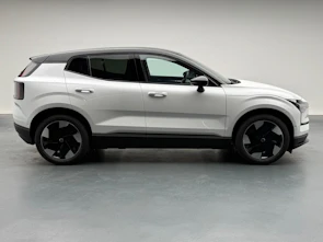 immagine del veicolo VOLVO EX30 P8 Ultra AWD