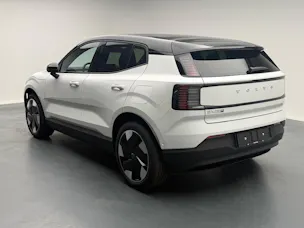 VOLVO EX30 P8 Ultra AWD