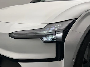https://vehicle.imgix.net/4257459/7c79d3f3-04a2-458f-8ef5-e2871b2704f2.jpeg