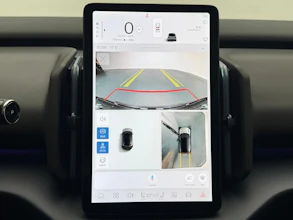 https://vehicle.imgix.net/4257459/a2663048-db8e-4455-8798-77911cacf6a8.jpeg