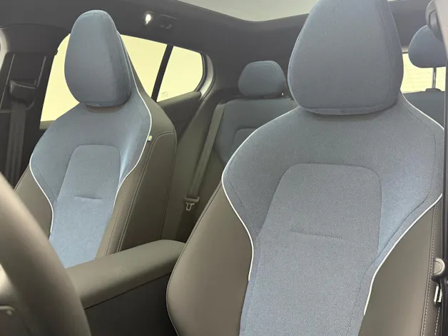 VOLVO EX30 P8 Ultra AWD