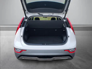https://vehicle.imgix.net/4257483/da814124-3c3a-42bb-8a30-8b140e59b80b.jpg