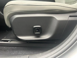 https://vehicle.imgix.net/4257484/1c520e11-190f-4f12-8525-28858a6416cf.jpeg