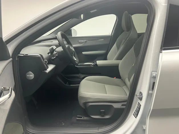 VOLVO EX30 CC P8 Ultra AWD