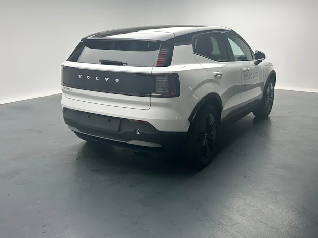 VOLVO EX30 CC P8 Ultra AWD