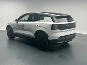 https://vehicle.imgix.net/4257484/7e97f05b-4867-424d-8e43-67e8ab1f2992.jpeg