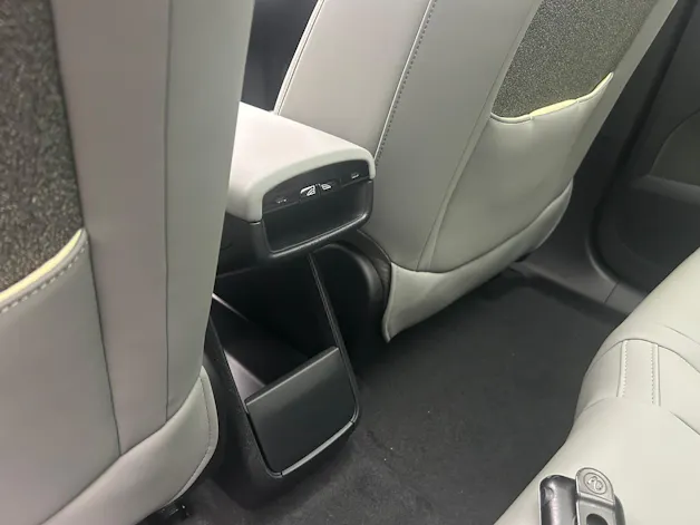 VOLVO EX30 CC P8 Ultra AWD
