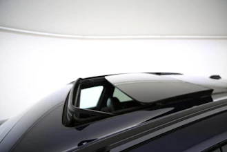 https://vehicle.imgix.net/4257492/9d1e8002-7671-4c29-a2f0-23e948322c16.jpg