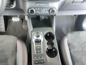 https://vehicle.imgix.net/4257508/55f74360-7894-4293-adb8-b3232317576f.jpg