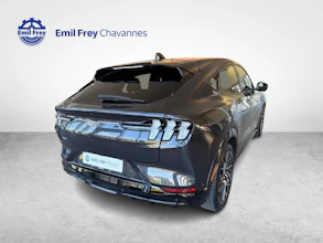 https://vehicle.imgix.net/4257531/3fdf3c6e-d89e-4518-8622-6edf46c572e7.jpg