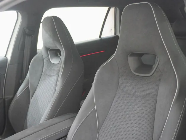 Škoda Superb 2.0 TDI Sportline 4x4 DSG