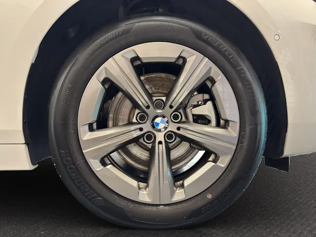 BMW 223d xDrive Active Tourer