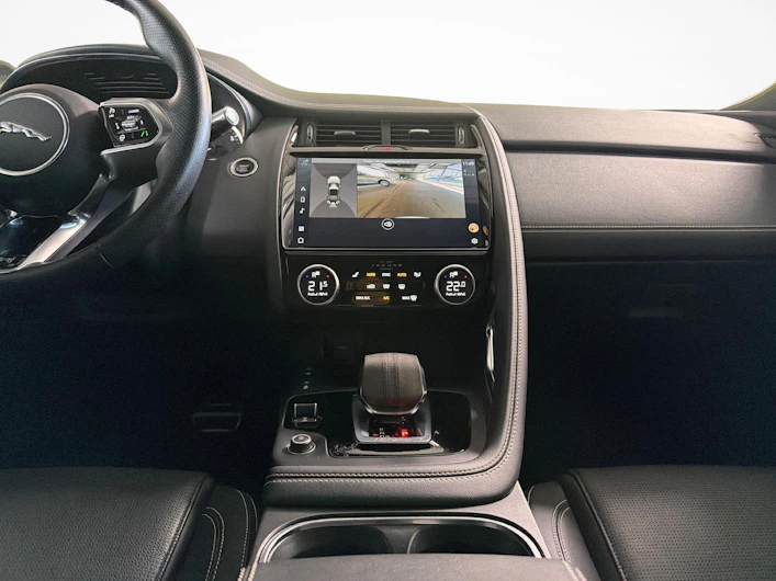 image du véhicule JAGUAR E-PACE