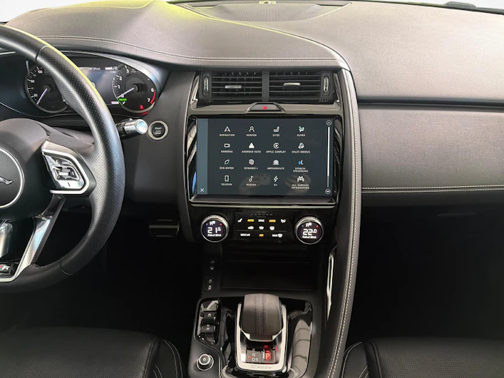 image du véhicule JAGUAR E-PACE