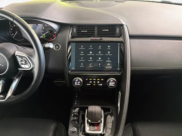 Jaguar E-Pace 1.5 T 300e R-Dynamic SE AWD Plug In Hybrid