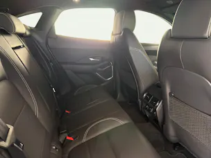 Jaguar E-Pace 1.5 T 300e R-Dynamic SE AWD Plug In Hybrid