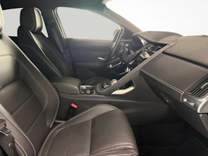 image du véhicule JAGUAR E-Pace 1.5 T 300e R-Dynamic SE AWD Plug In Hybrid