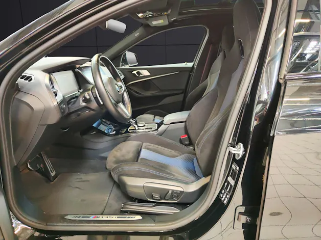 BMW M135i xDrive