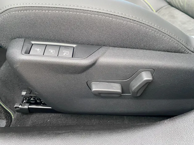 Peugeot 208 1.2 Hybrid 145 GT
