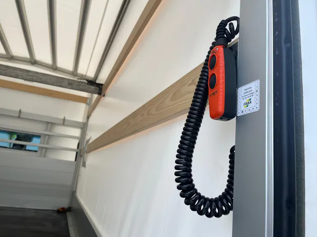 Mercedes-Benz Sprinter 317 Kab.-Ch. 4325 L 2.0 CDI 170 Pro
