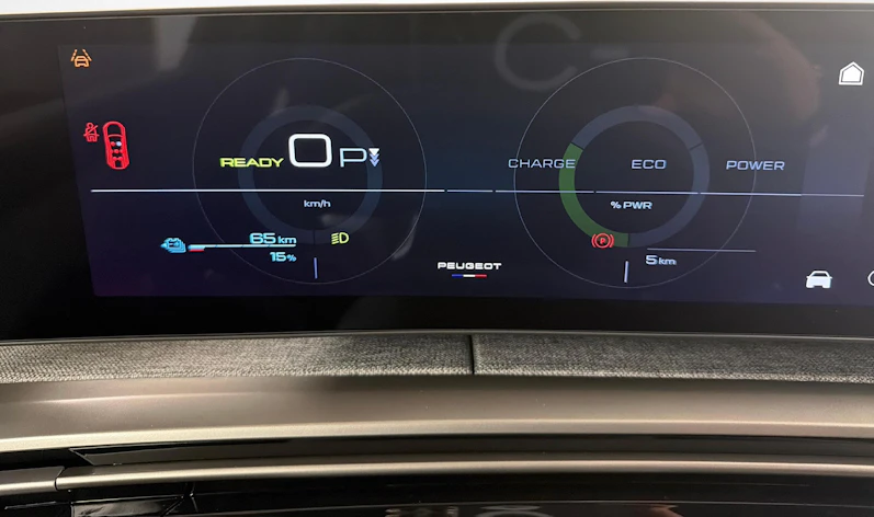 Fahrzeugbild PEUGEOT 5008