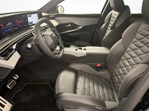 Fahrzeugbild PEUGEOT 5008 e-GT Exclusive AWD