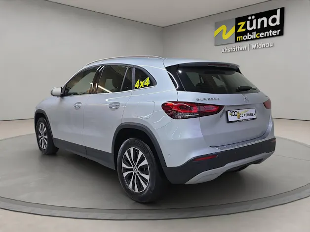 Mercedes-Benz GLA 220 d Style 4matic
