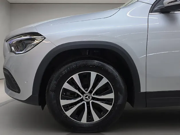 Mercedes-Benz GLA 220 d Style 4matic