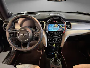 Mini F56 Cooper SE