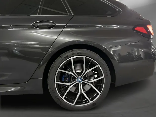BMW 530e xDrive Touring M Sport