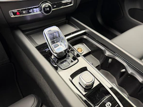 Fahrzeugbild VOLVO XC60 2.0 T6 TE Ultra Dark eAWD