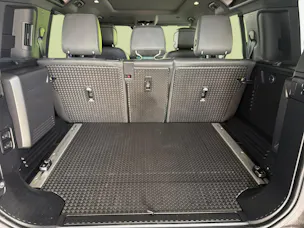 Land Rover Defender 110 5.0 V8 SC 525PS