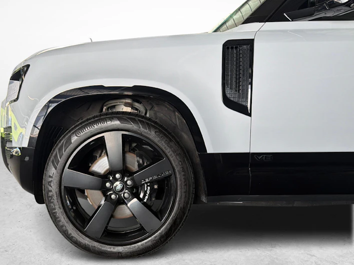 immagine del veicolo LAND ROVER DEFENDER