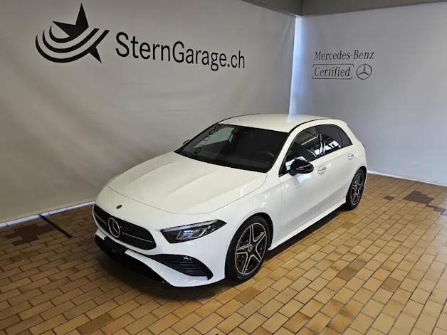 MERCEDES-BENZ A 200 AMG Line
